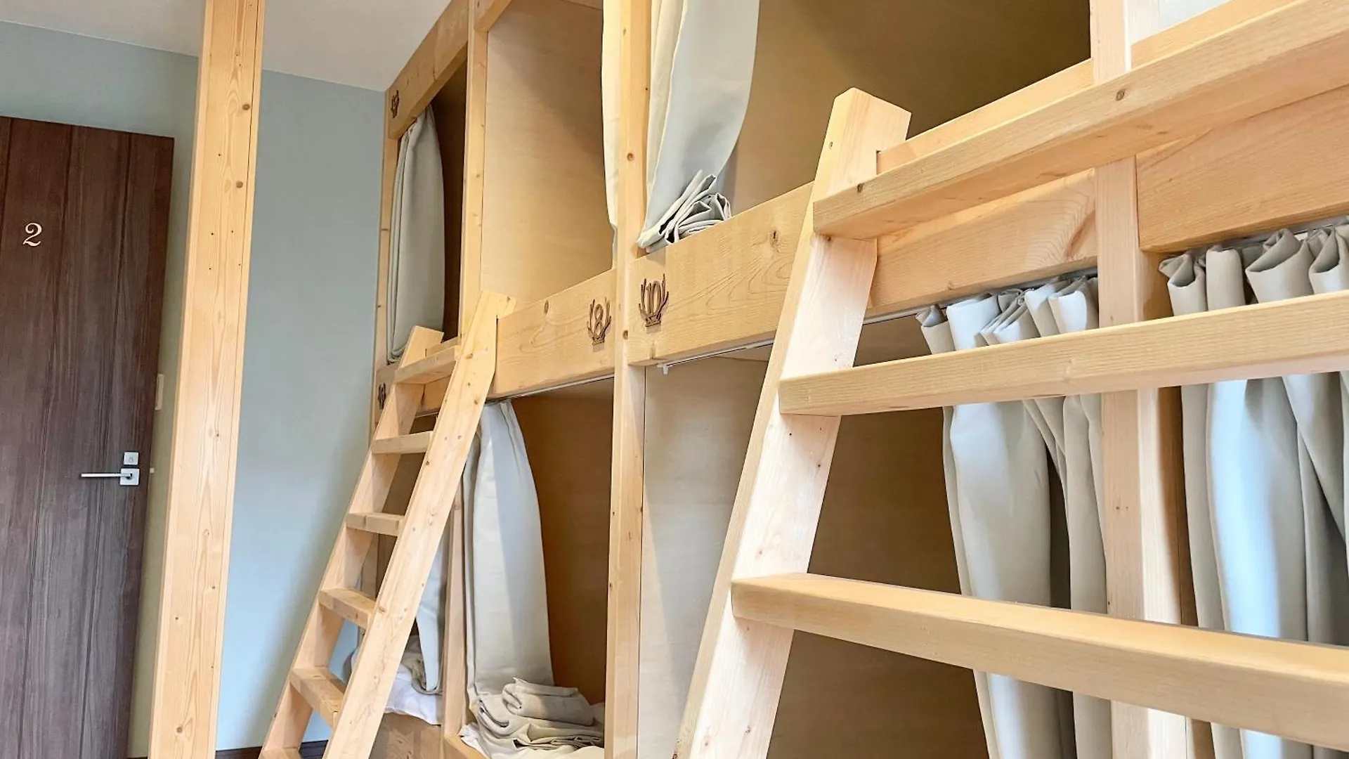 Yukara Leaf Lodge Nanae Capsule hotel
